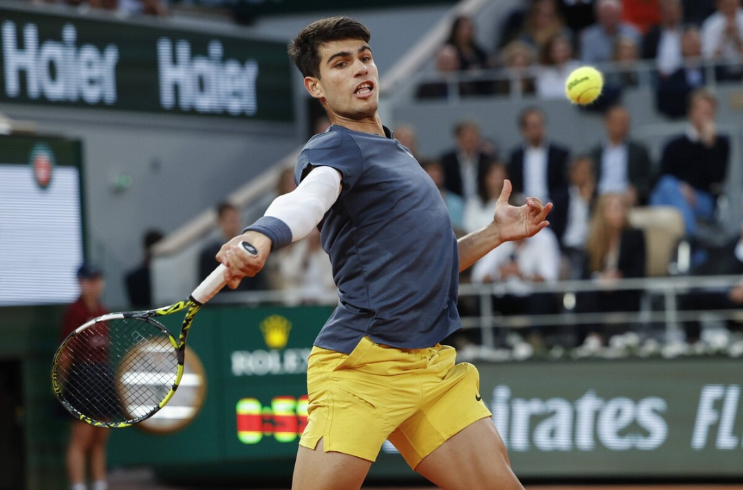 ayx世界杯2026-拉沃尔杯逆转ATP总决赛,西西帕斯高光表现