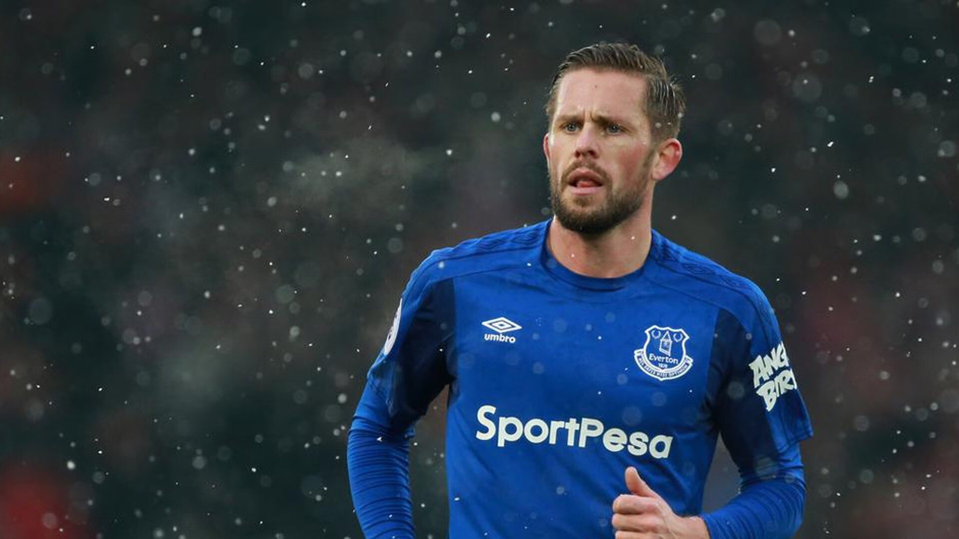 哈兰德爆发映衬赛场铁律，乌克兰硬仗取胜揭示美国博弈盲区