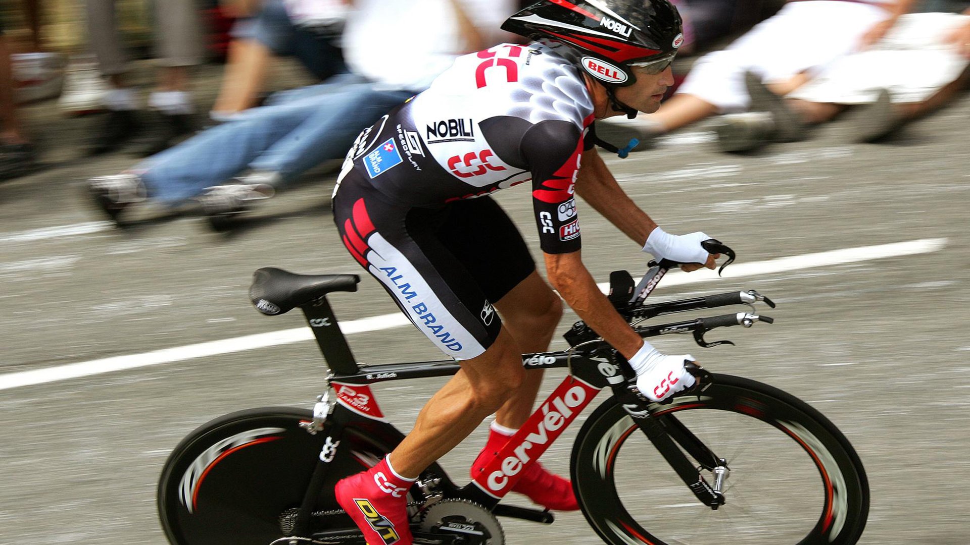 当哈登在东部决赛接管比赛，快船已在淘汰赛悄然过关勇士